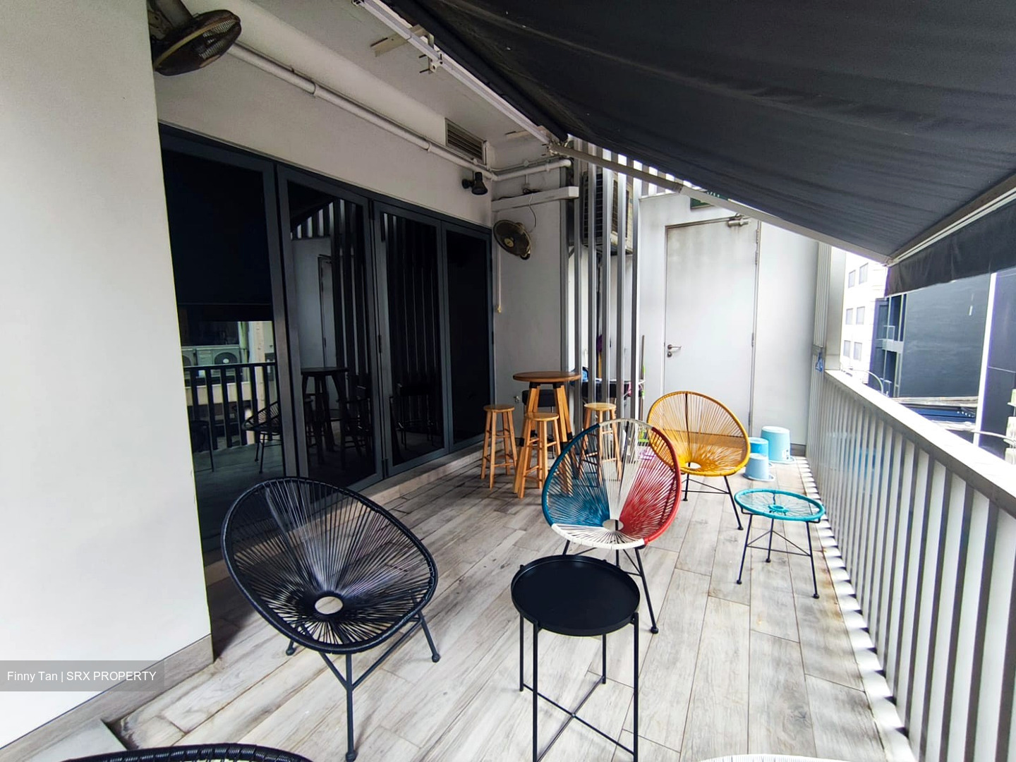 Clarke Quay MRT (D1), Office #511188961